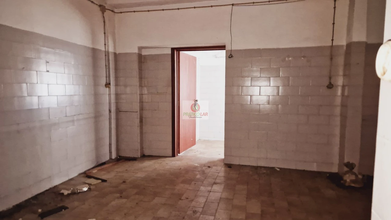 Loja para Venda em Arcos e Mogofores Foto 30