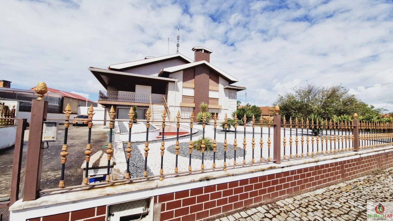 Moradia T4 para Venda em Bustos, Troviscal e Mamarrosa Foto 3