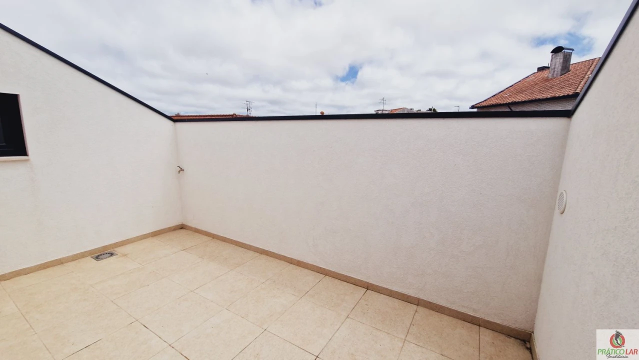 Apartamento T0 para Venda em Esgueira Foto 5