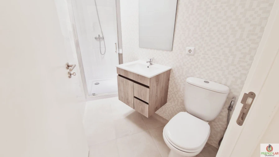 Apartamento T0 para Venda em Esgueira Foto 3