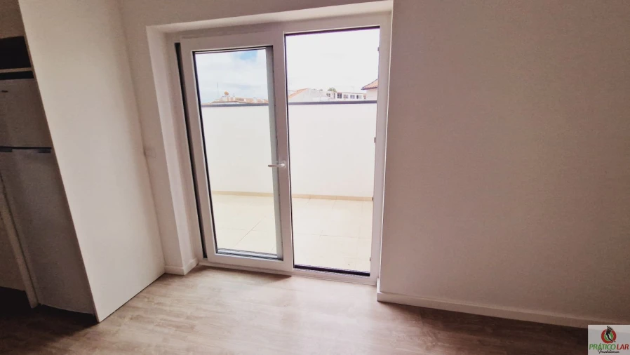 Apartamento T0 para Venda em Esgueira Foto 6