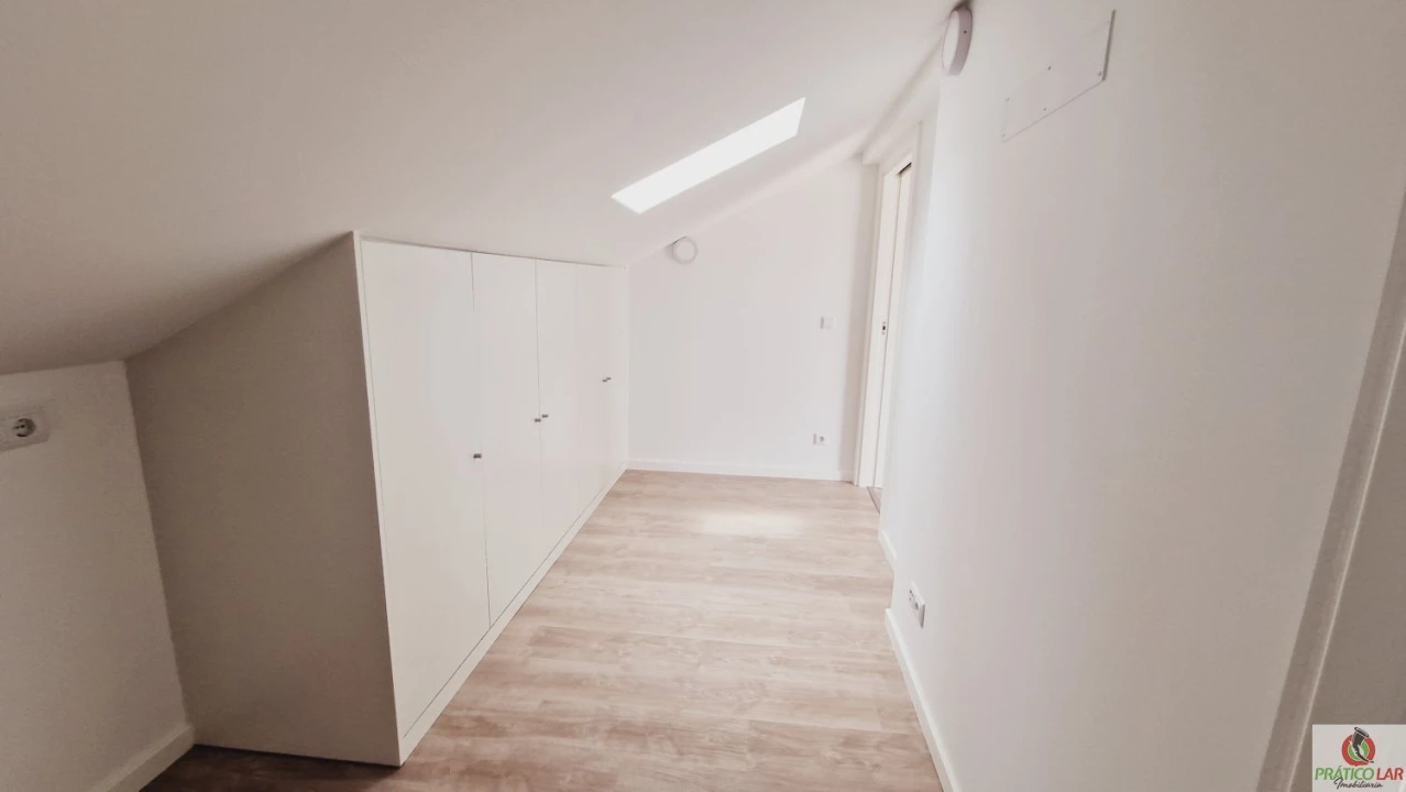 Apartamento T0 para Venda em Esgueira Foto 8