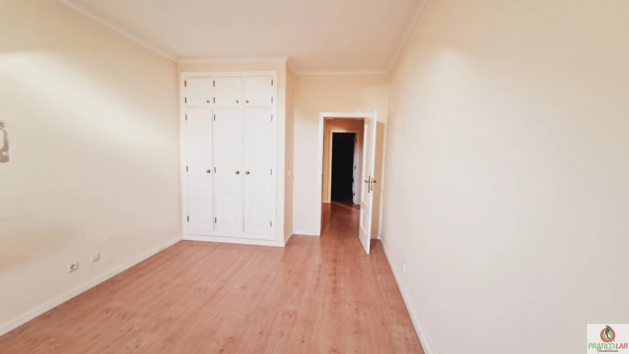 Apartamento T1 para Venda em Aradas Foto 8