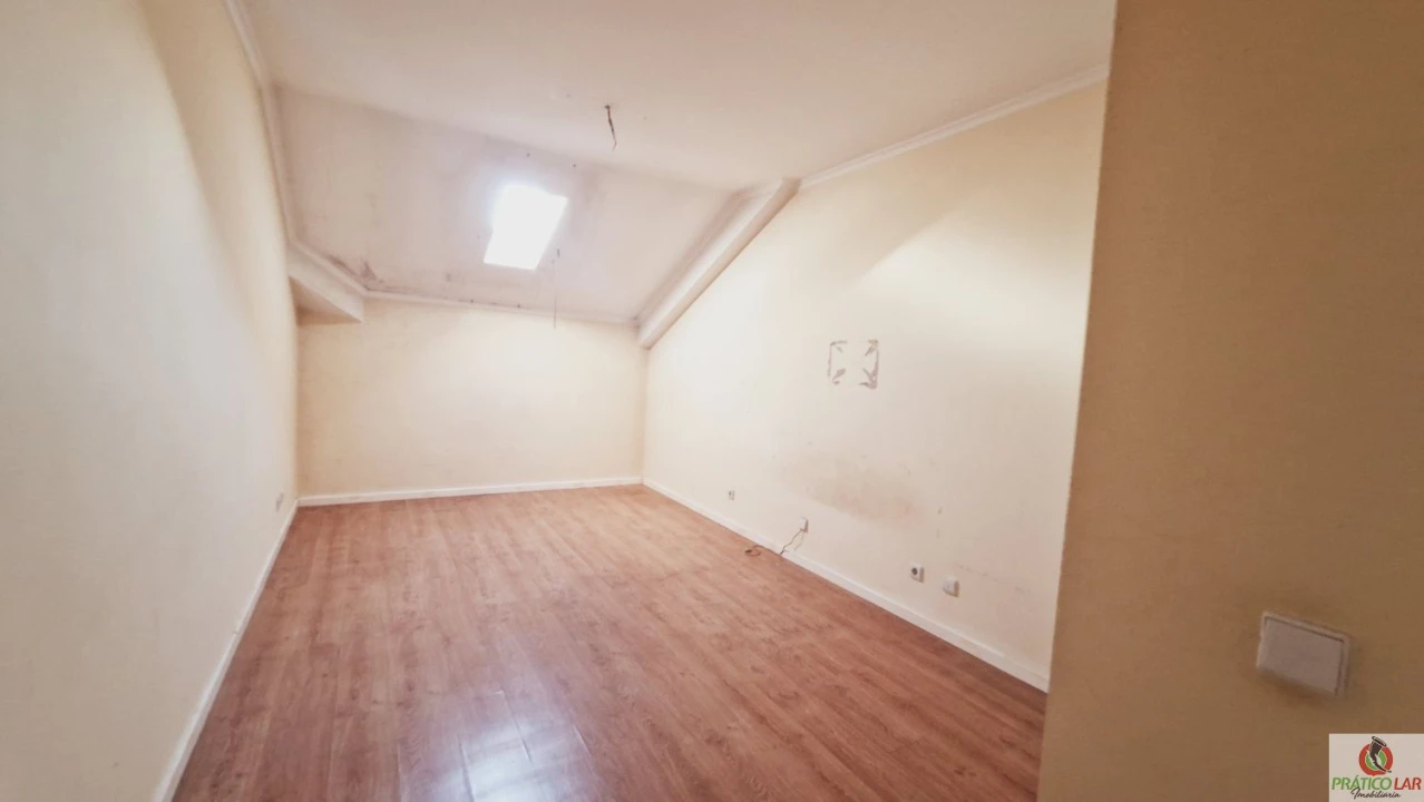 Apartamento T1 para Venda em Aradas Foto 6