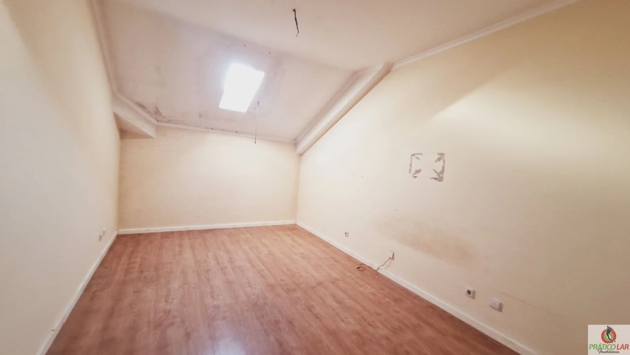 Apartamento T1 para Venda em Aradas Foto 7