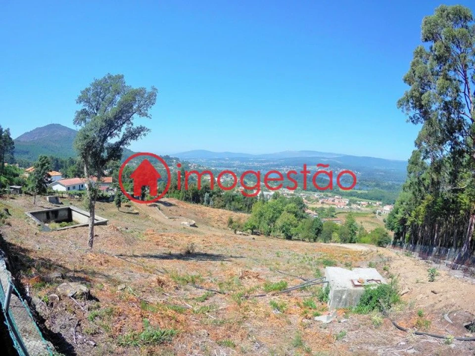 Terreno para Venda em Vila Nova de Cerveira e Lovelhe Foto 3
