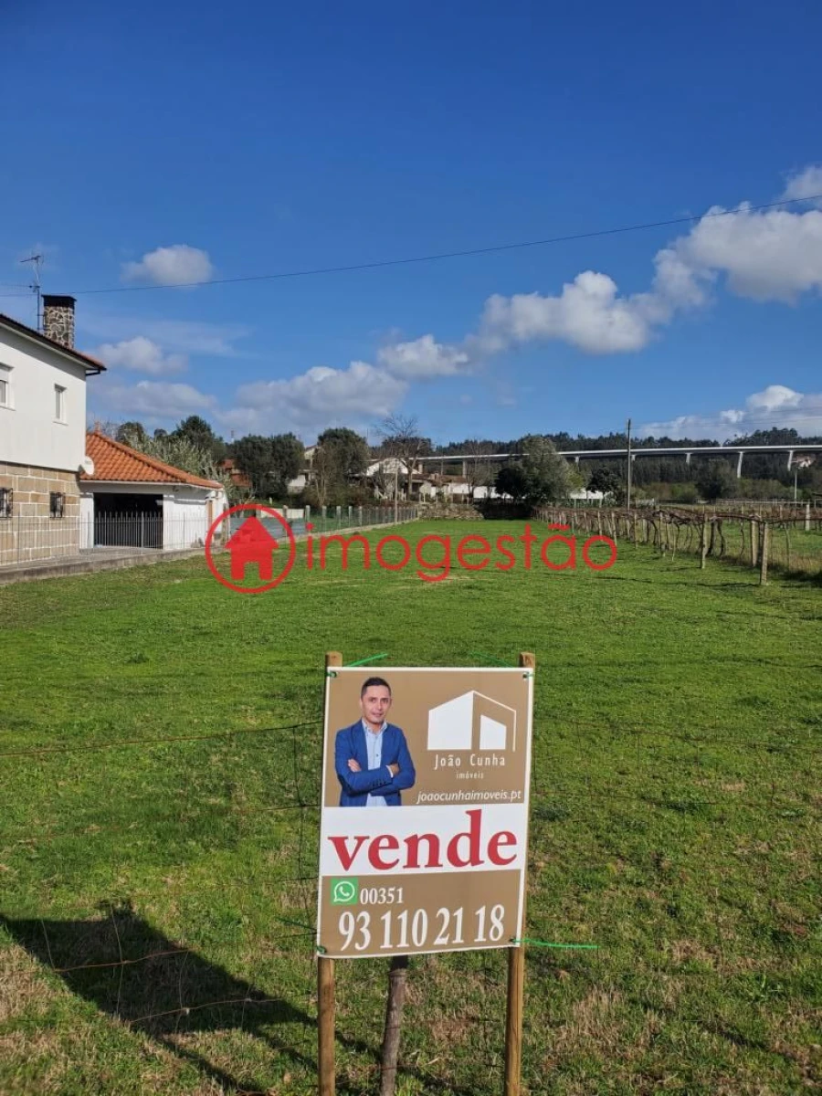 Terreno para Venda em Cornes Foto 18