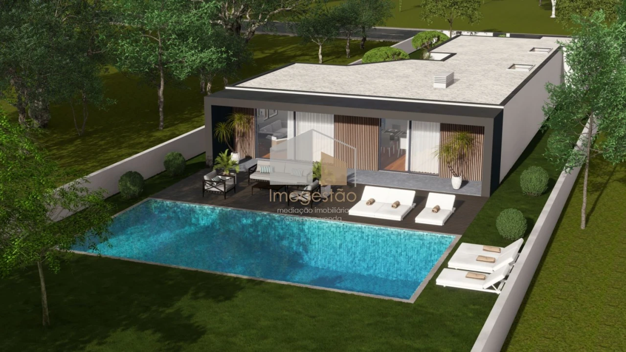 Terreno para Venda em Cornes Foto 2