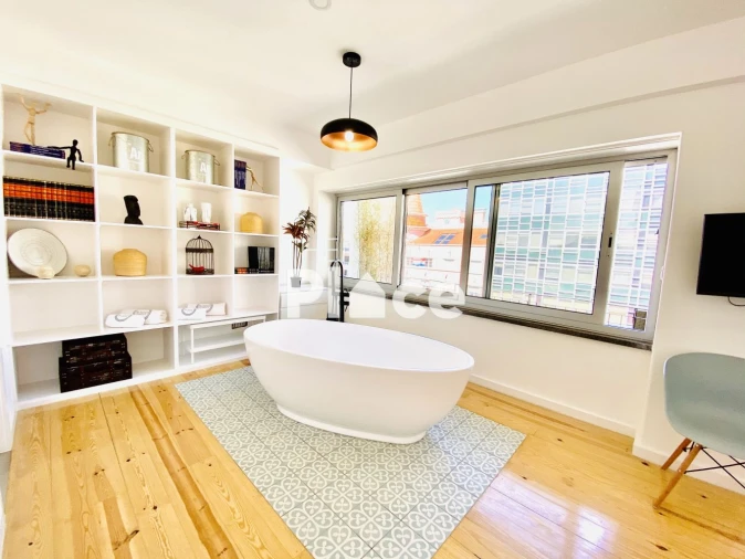 Apartamento T9 para Venda em Santo António Foto 4