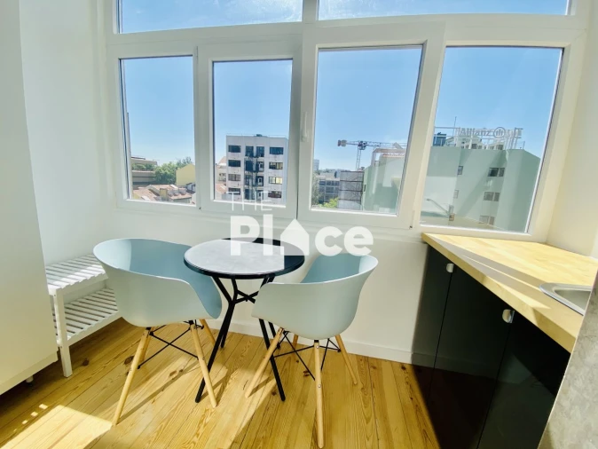 Apartamento T9 para Venda em Santo António Foto 20