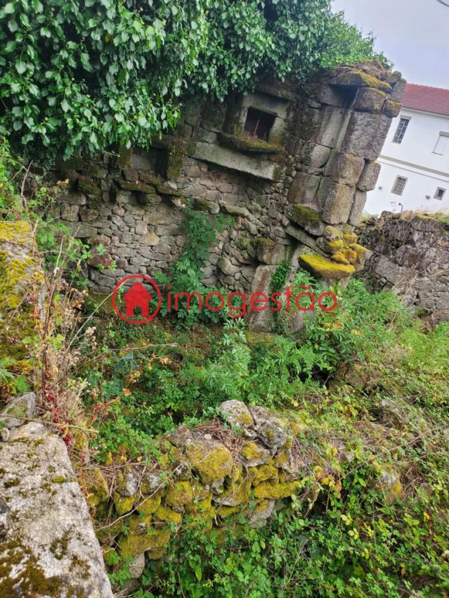 Quinta T0 para Venda em Loivo Foto 17