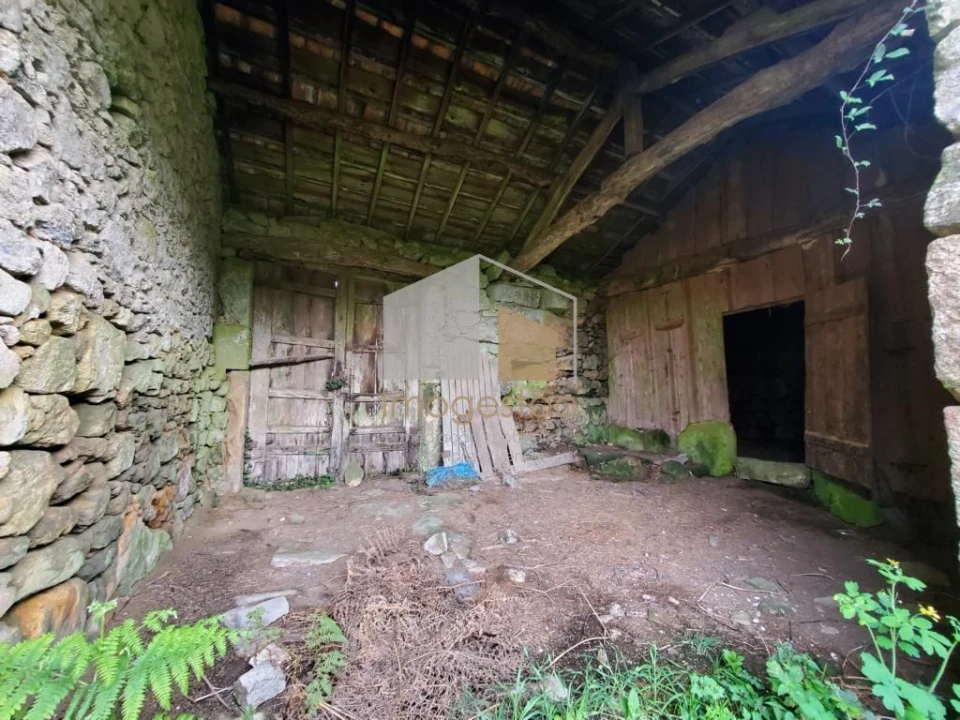 Quinta T3 para Venda em Sapardos Foto 27