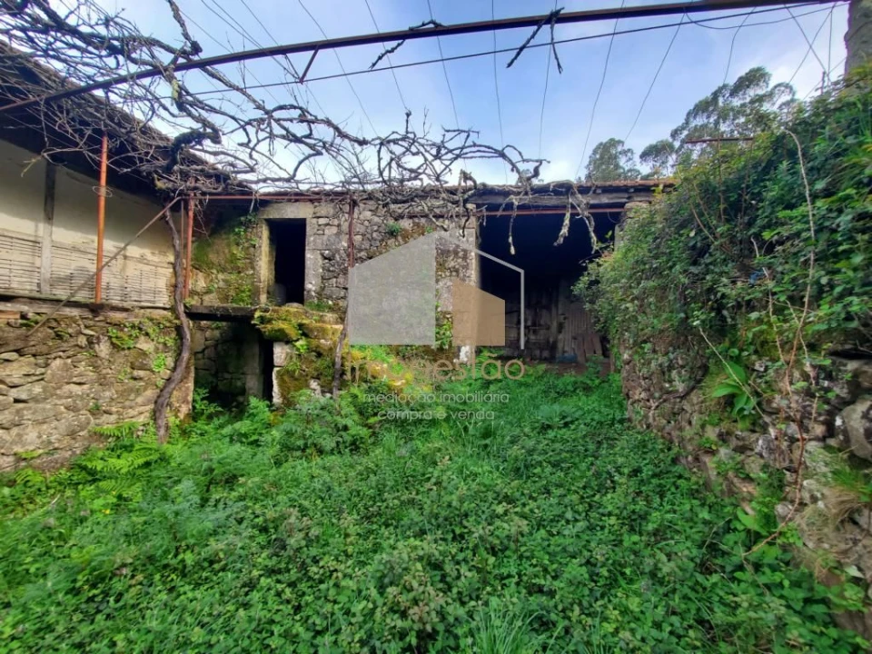 Quinta T3 para Venda em Sapardos Foto 16