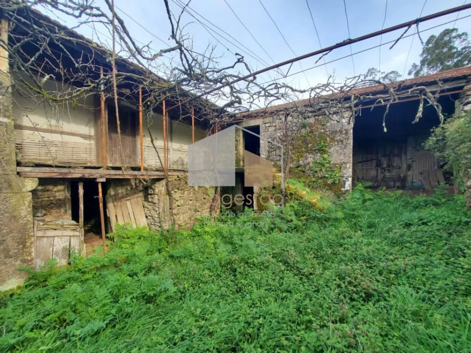 Quinta T3 para Venda em Sapardos Foto 18