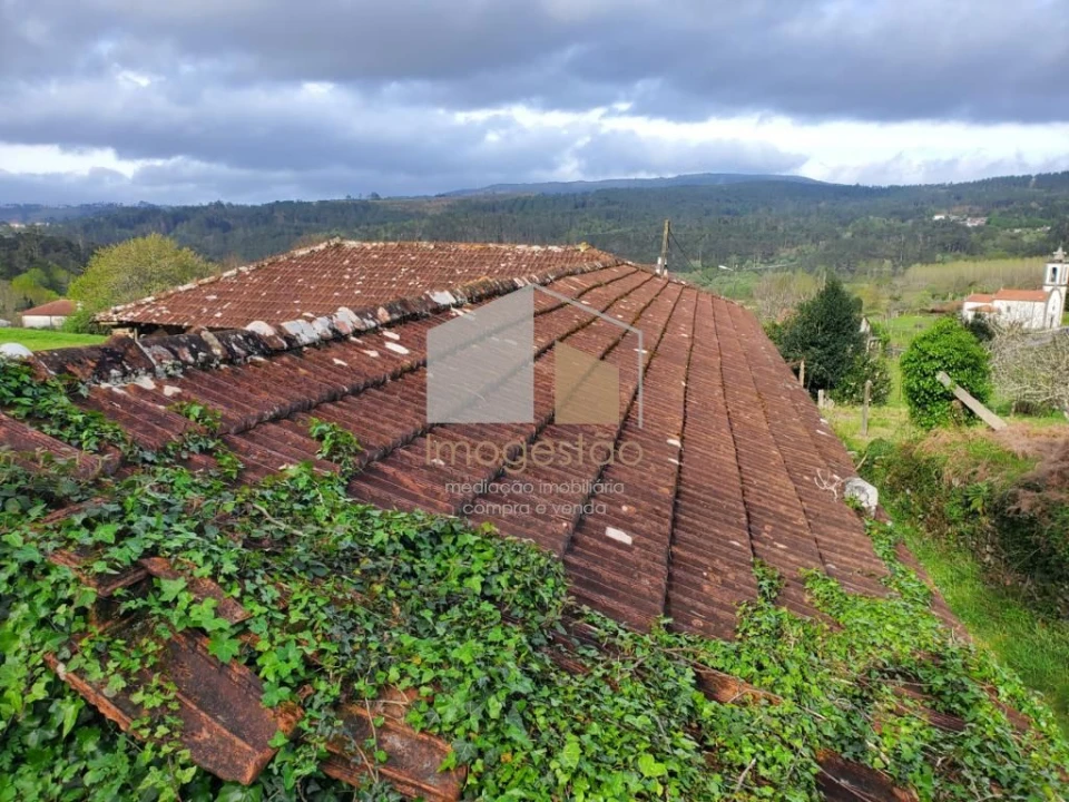 Quinta T3 para Venda em Sapardos Foto 11