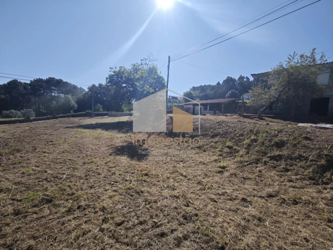 Moradia T3 para Venda em Cornes Foto 27