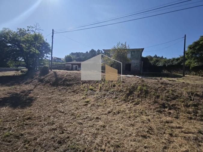 Moradia T3 para Venda em Cornes Foto 36