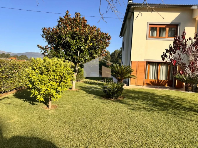 Moradia T4 para Venda em São Julião e Silva Foto 19