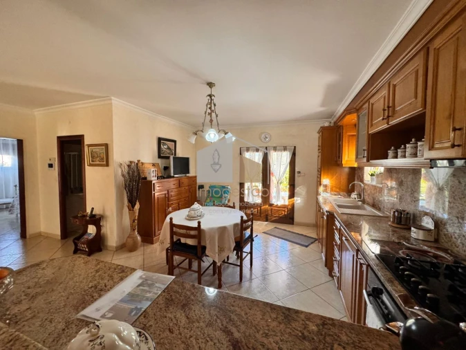 Moradia T4 para Venda em São Julião e Silva Foto 9