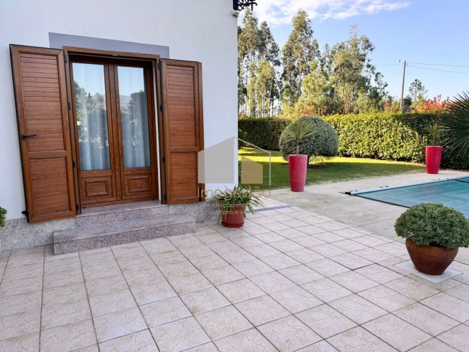 Moradia T4 para Venda em São Julião e Silva Foto 22