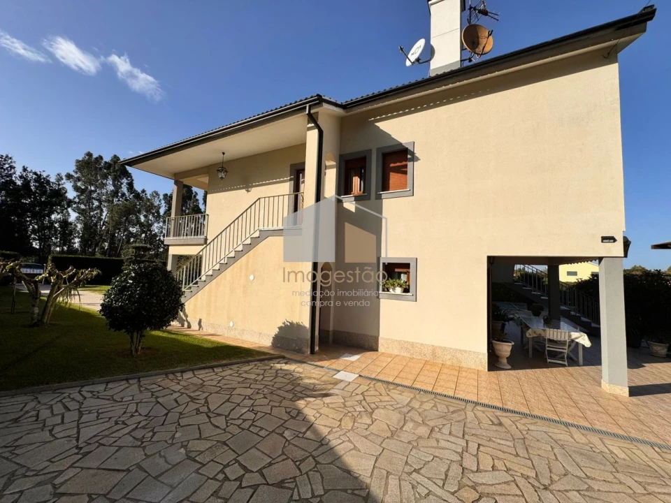 Moradia T4 para Venda em São Julião e Silva Foto 18