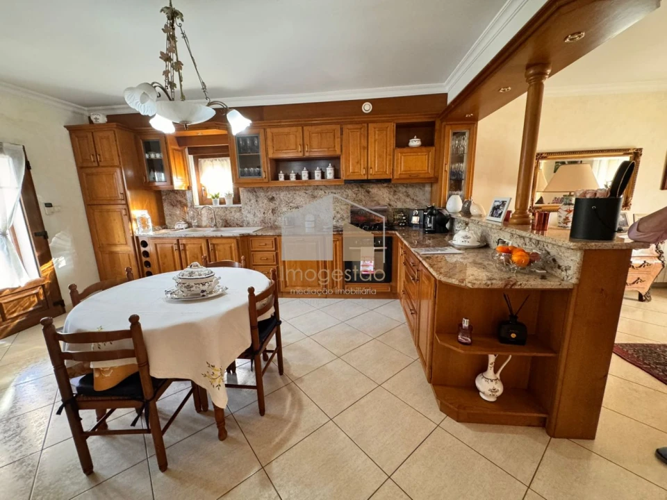 Moradia T4 para Venda em São Julião e Silva Foto 13