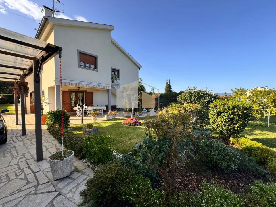 Moradia T4 para Venda em São Julião e Silva Foto 17