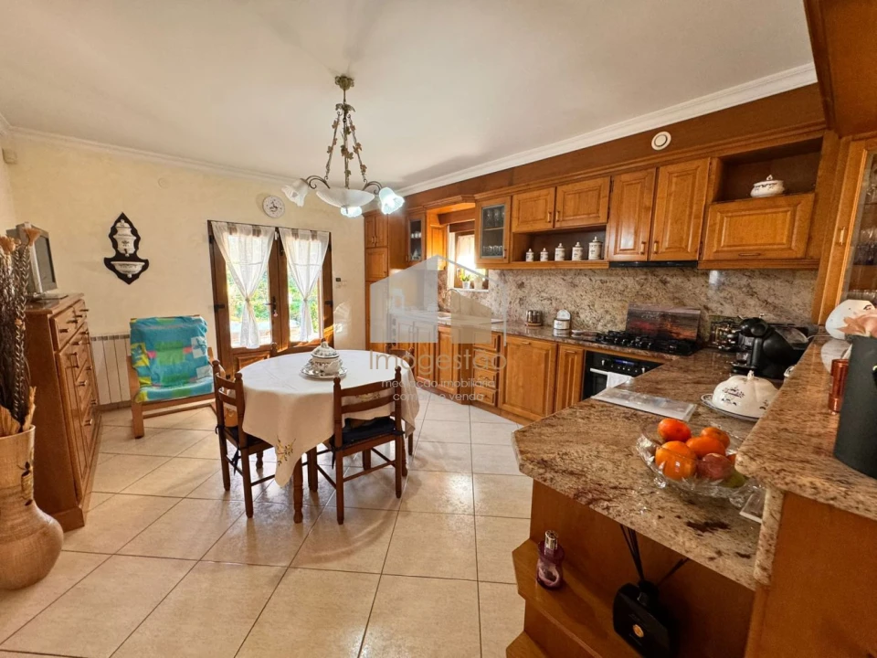 Moradia T4 para Venda em São Julião e Silva Foto 12