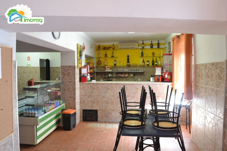 Moradia T0 para Venda em Corval Foto 3