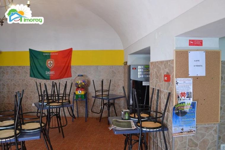 Moradia T0 para Venda em Corval Foto 2