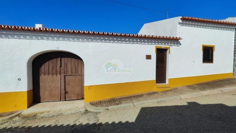 Moradia T3 para Venda em Reguengos de Monsaraz