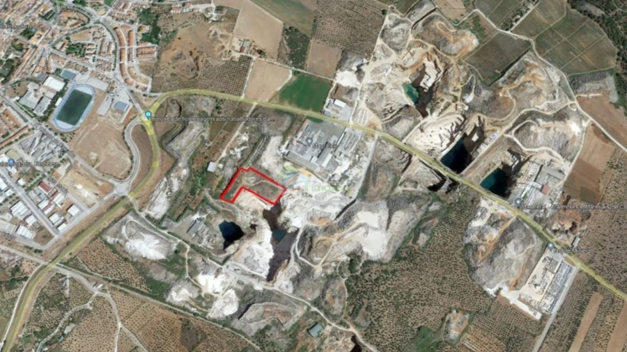 Terreno para Venda em Borba (Matriz)