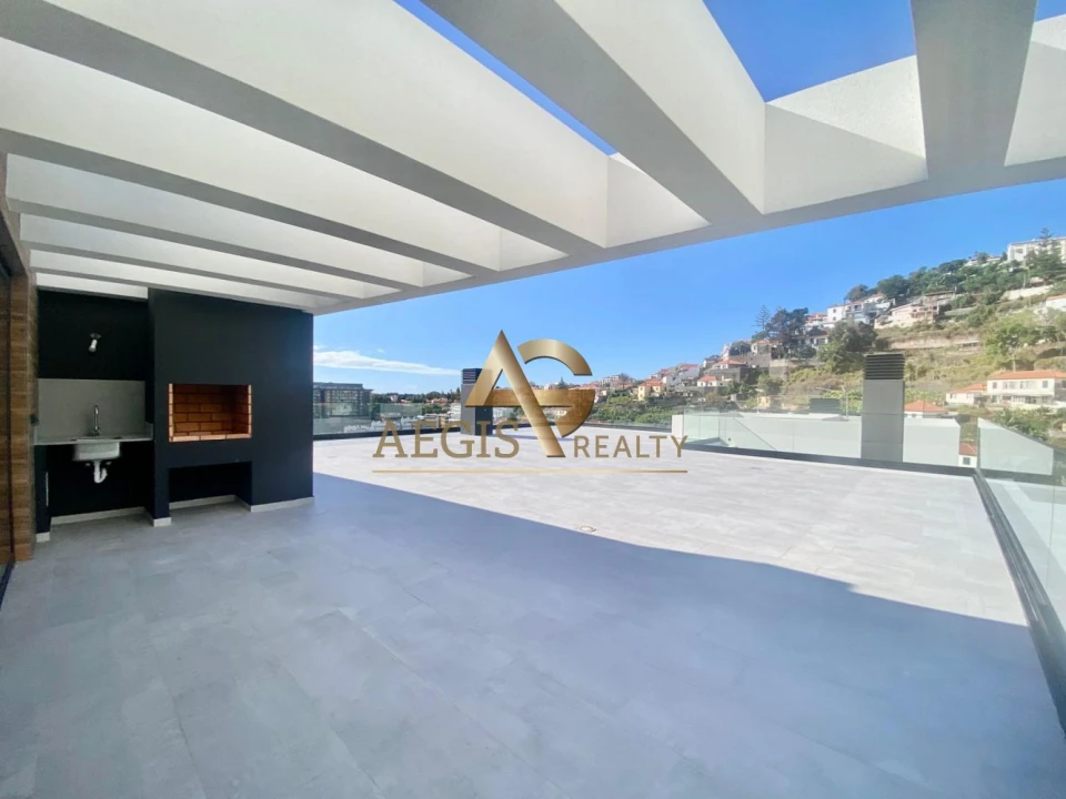 Apartamento T5 para Venda em Funchal (São Pedro) Foto 1