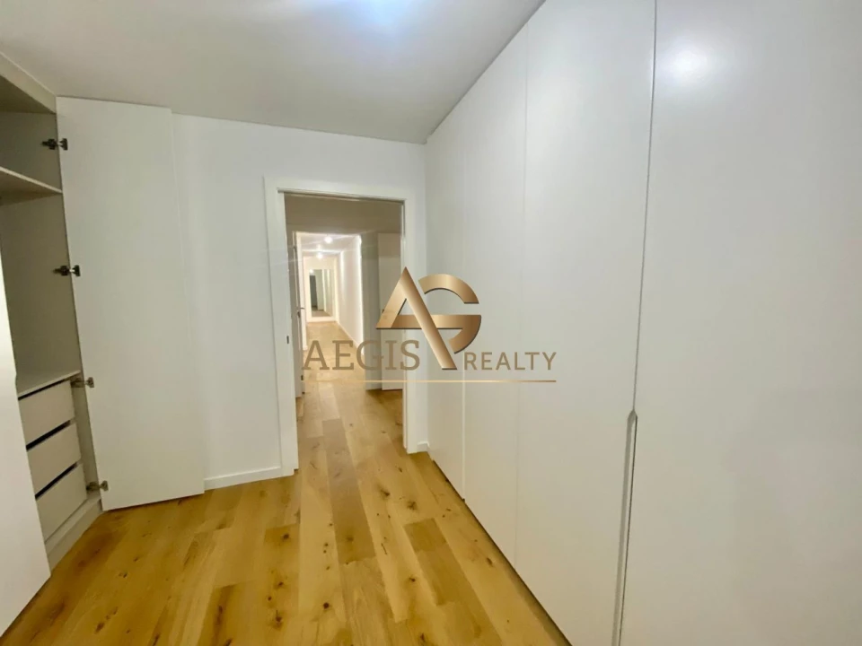 Apartamento T5 para Venda em Funchal (São Pedro) Foto 14
