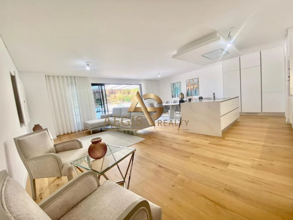 Apartamento T5 para Venda em Funchal (São Pedro) Foto 5
