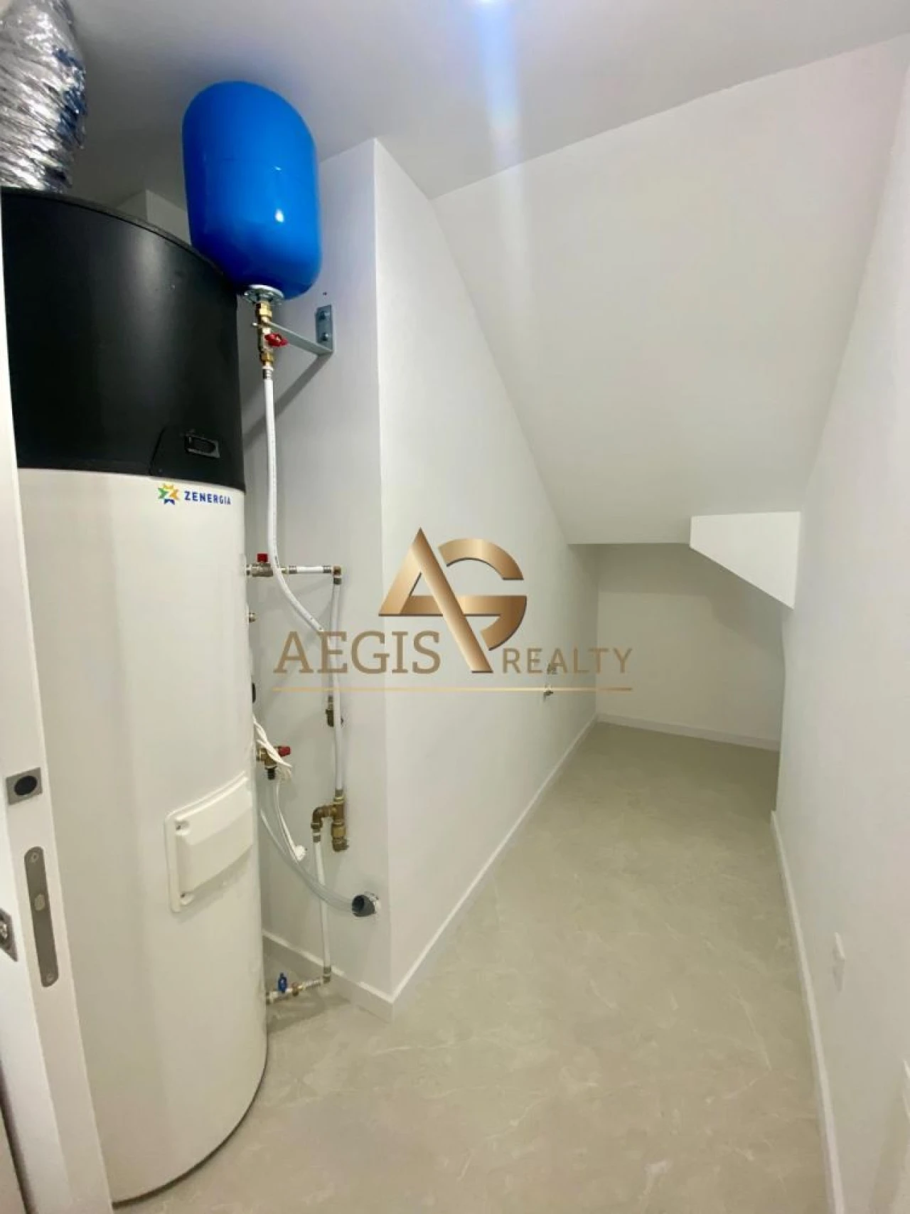 Apartamento T5 para Venda em Funchal (São Pedro) Foto 25