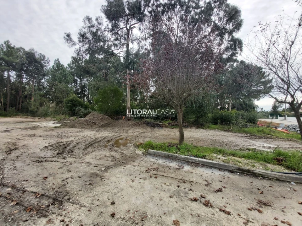 Terreno para Venda em Eixo e Eirol Foto 7