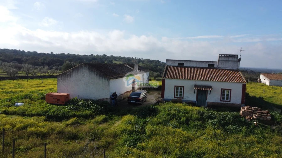 Quinta T3 para Venda em Portel Foto 2