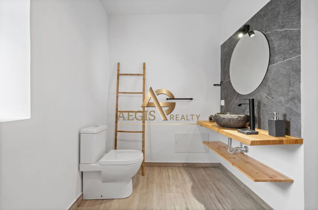 Moradia T2 para Venda em Ponta Delgada Foto 8