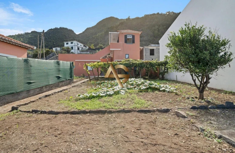 Moradia T2 para Venda em Ponta Delgada Foto 27