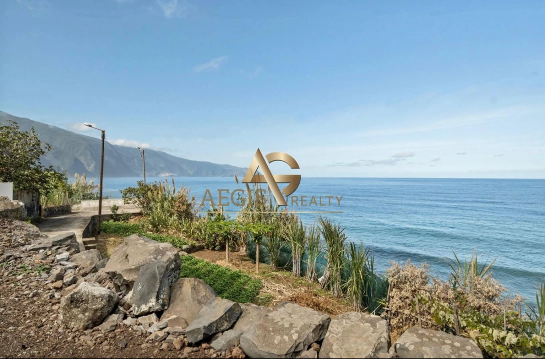 Moradia T2 para Venda em Ponta Delgada Foto 4