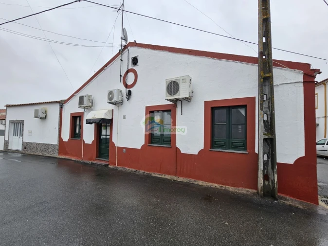 Loja para Venda em Campo e Campinho