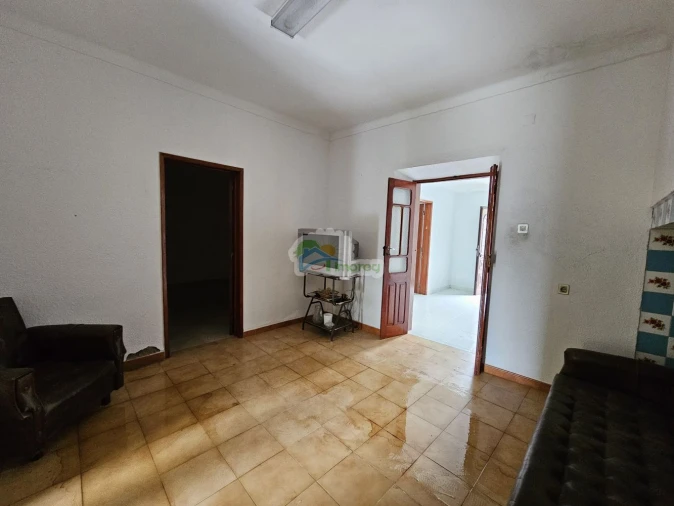 Moradia T4 para Venda em Campo e Campinho Foto 9