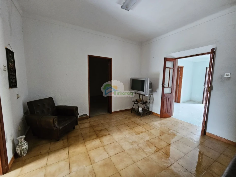 Moradia T4 para Venda em Campo e Campinho Foto 10