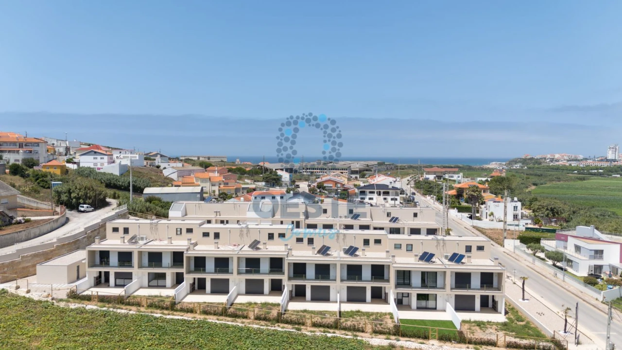 Moradia T4 para Venda em Lourinhã e Atalaia Foto 2