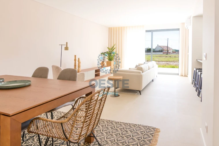 Moradia T4 para Venda em Lourinhã e Atalaia Foto 9