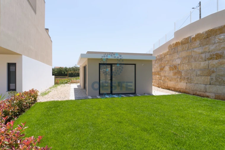 Moradia T4 para Venda em Lourinhã e Atalaia Foto 50