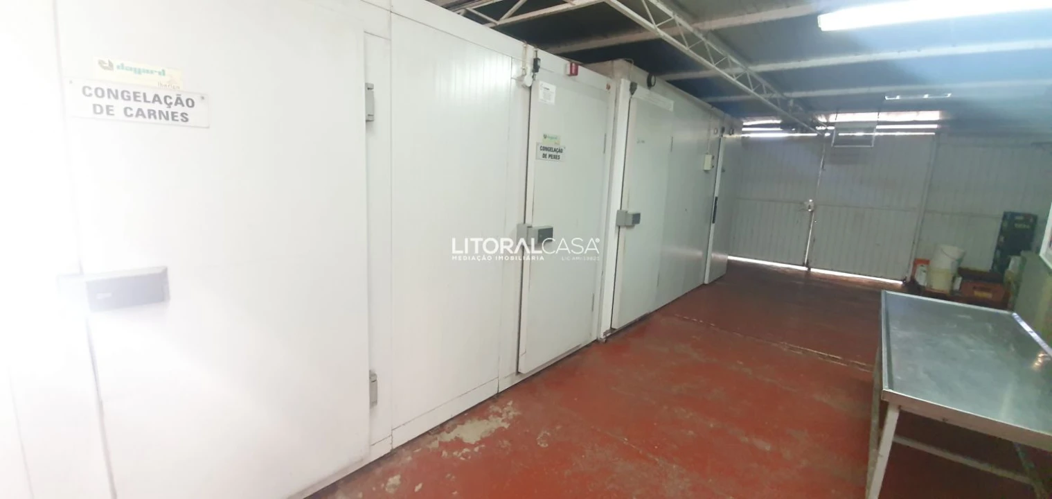 Loja para Venda em Travassô e Óis da Ribeira Foto 13