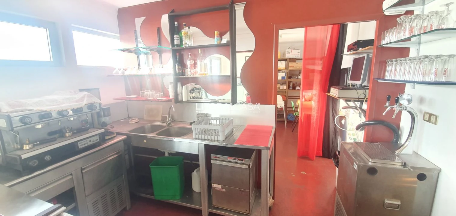 Loja para Venda em Travassô e Óis da Ribeira Foto 19