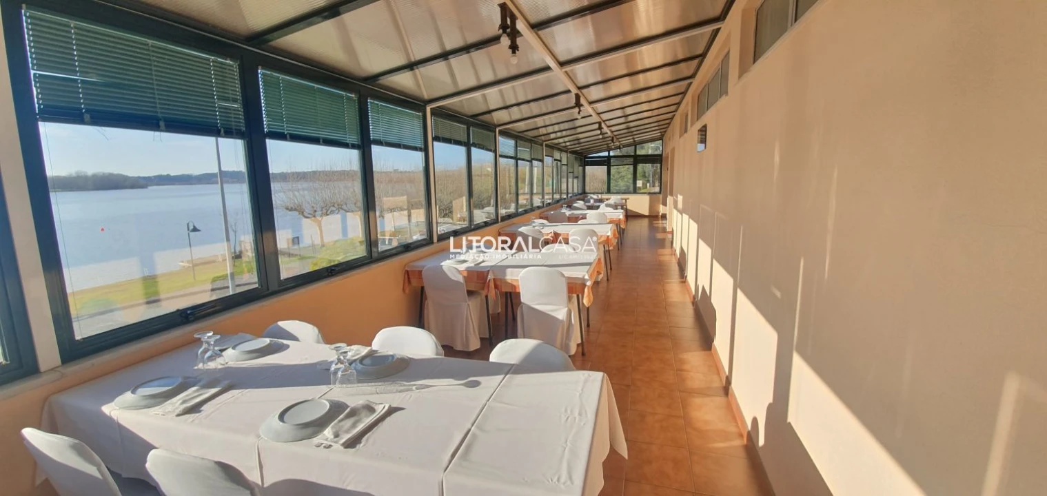 Loja para Venda em Travassô e Óis da Ribeira Foto 2